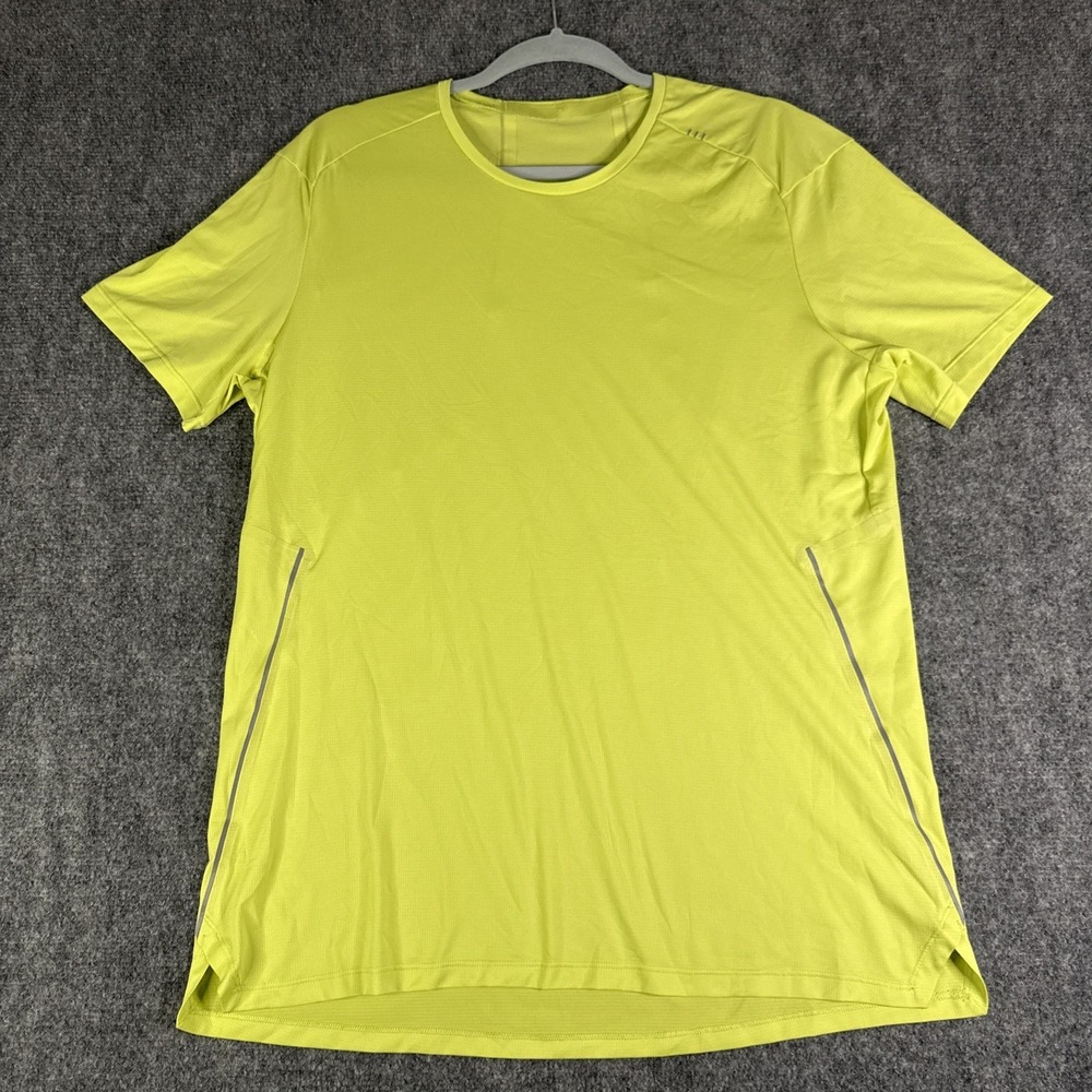 Lululemon Fast and Free Short Sleeve Running Shirt Men Large Activewear Gym